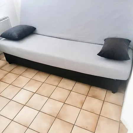 A Avec Piscine Partagee