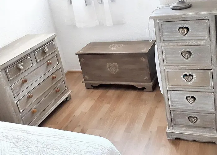 à Avec Piscine Partagée *